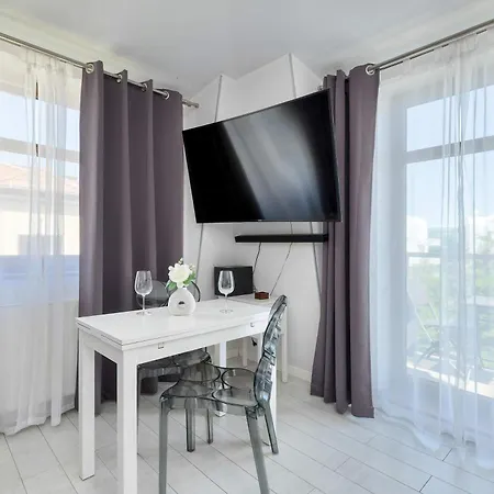 شقة Spacious In For 8 People By Renters *