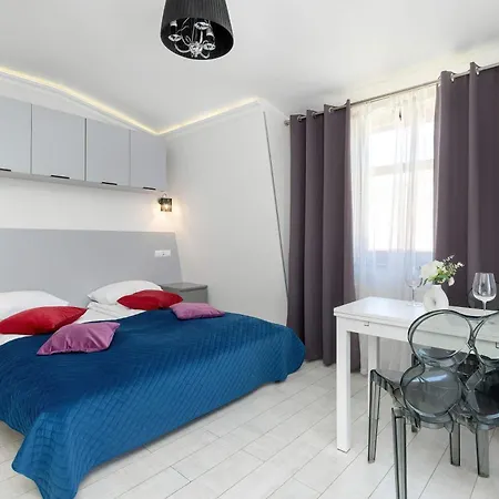 شقة Spacious In For 8 People By Renters
