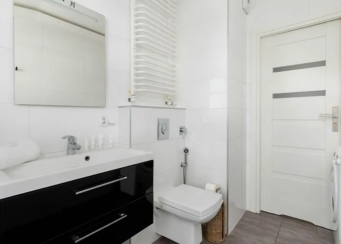 Spacious In For 8 People By Renters Διαμέρισμα *