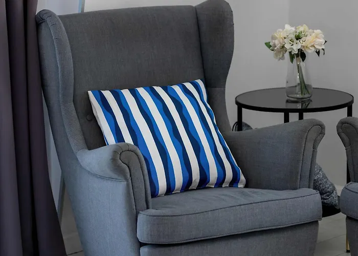 Spacious In For 8 People By Renters Διαμέρισμα *