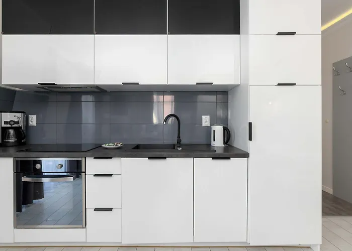 Spacious In For 8 People By Renters