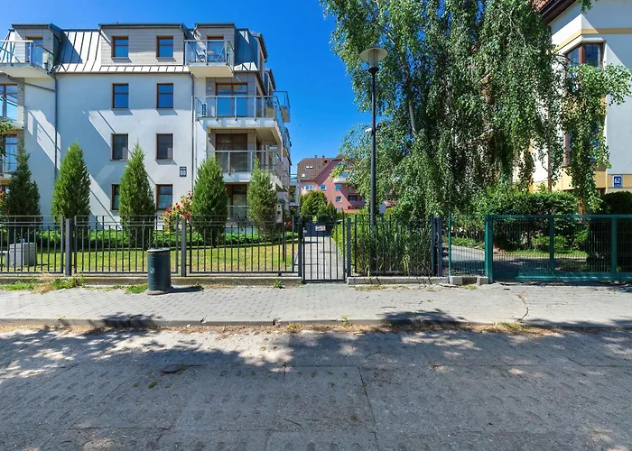 Spacious In For 8 People By Renters Appartement *